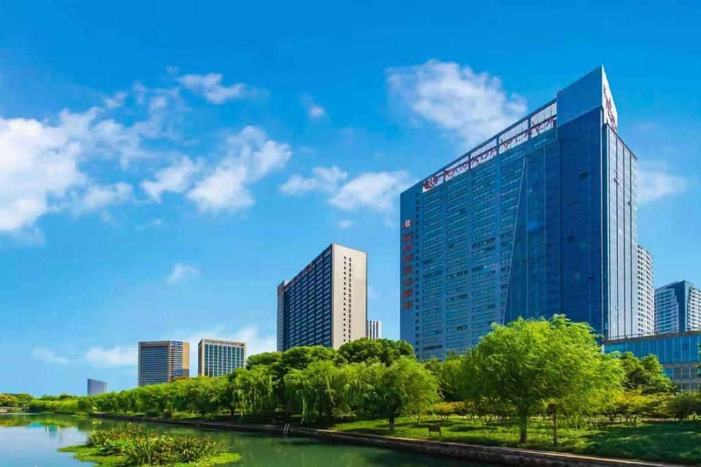 Ramada Plaza By Wyndham Hangzhou Riverside Hotel Exterior foto